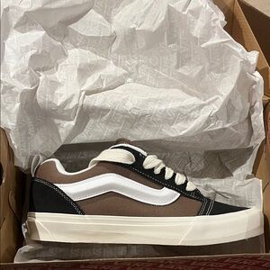 Brand New Vans Unisex Knu Skool Low Top Shoe